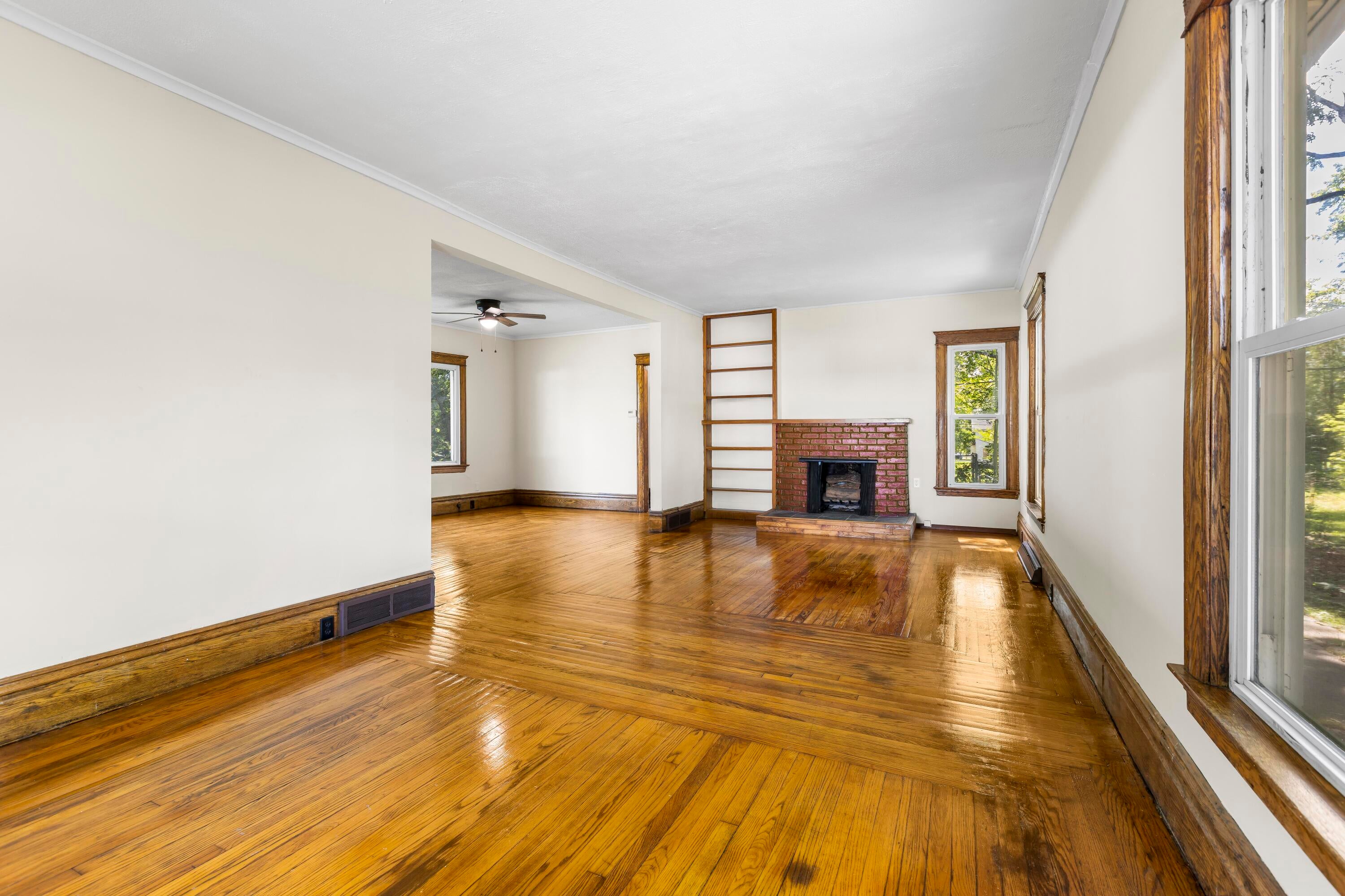 149 Oaklawn Avenue