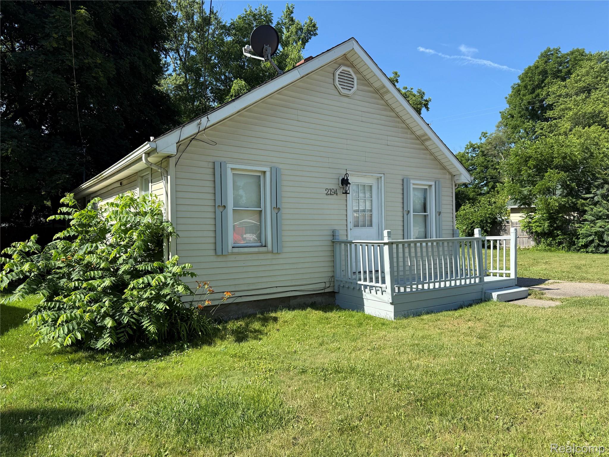 2194 E Bristol Road