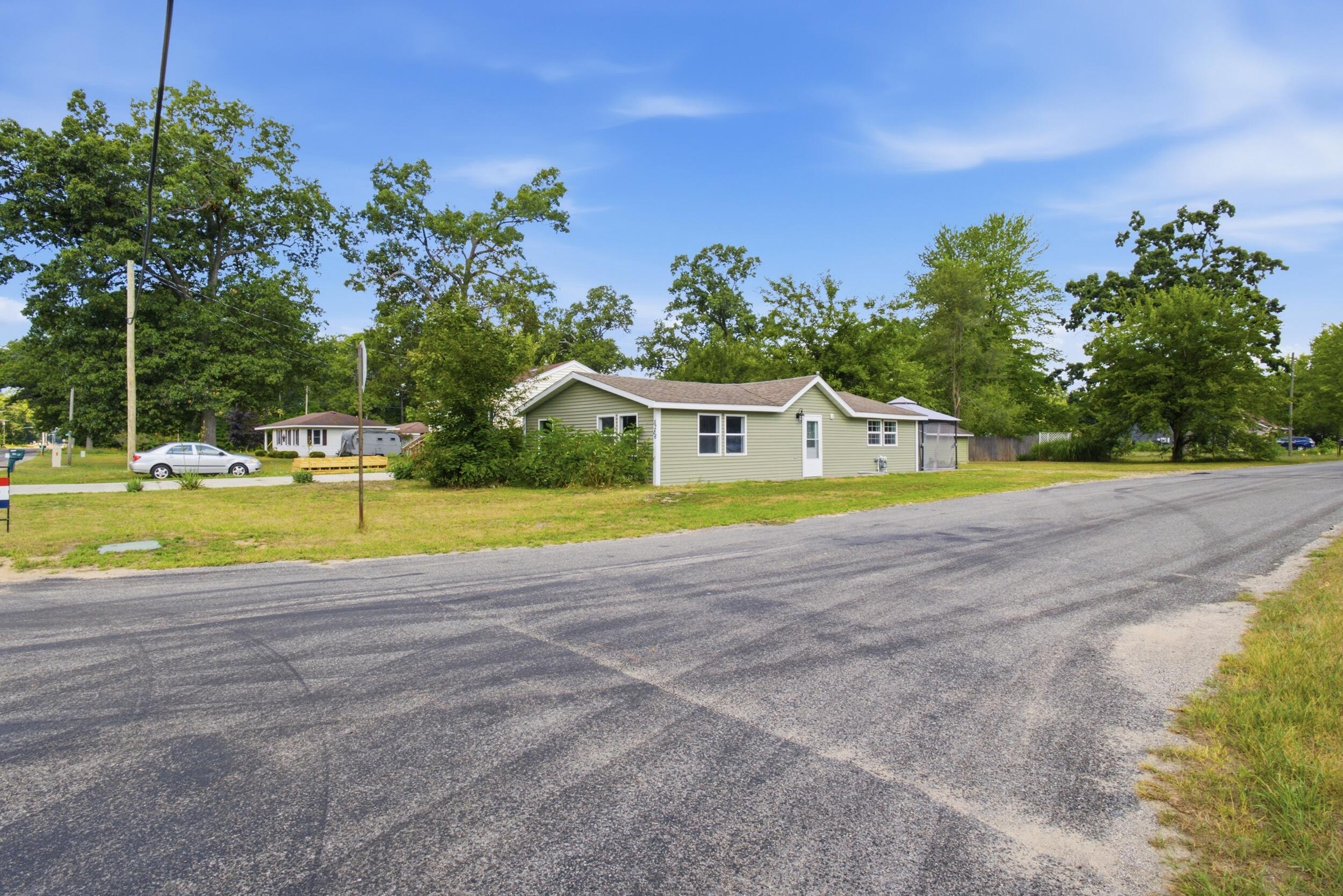 5286 Hall Road