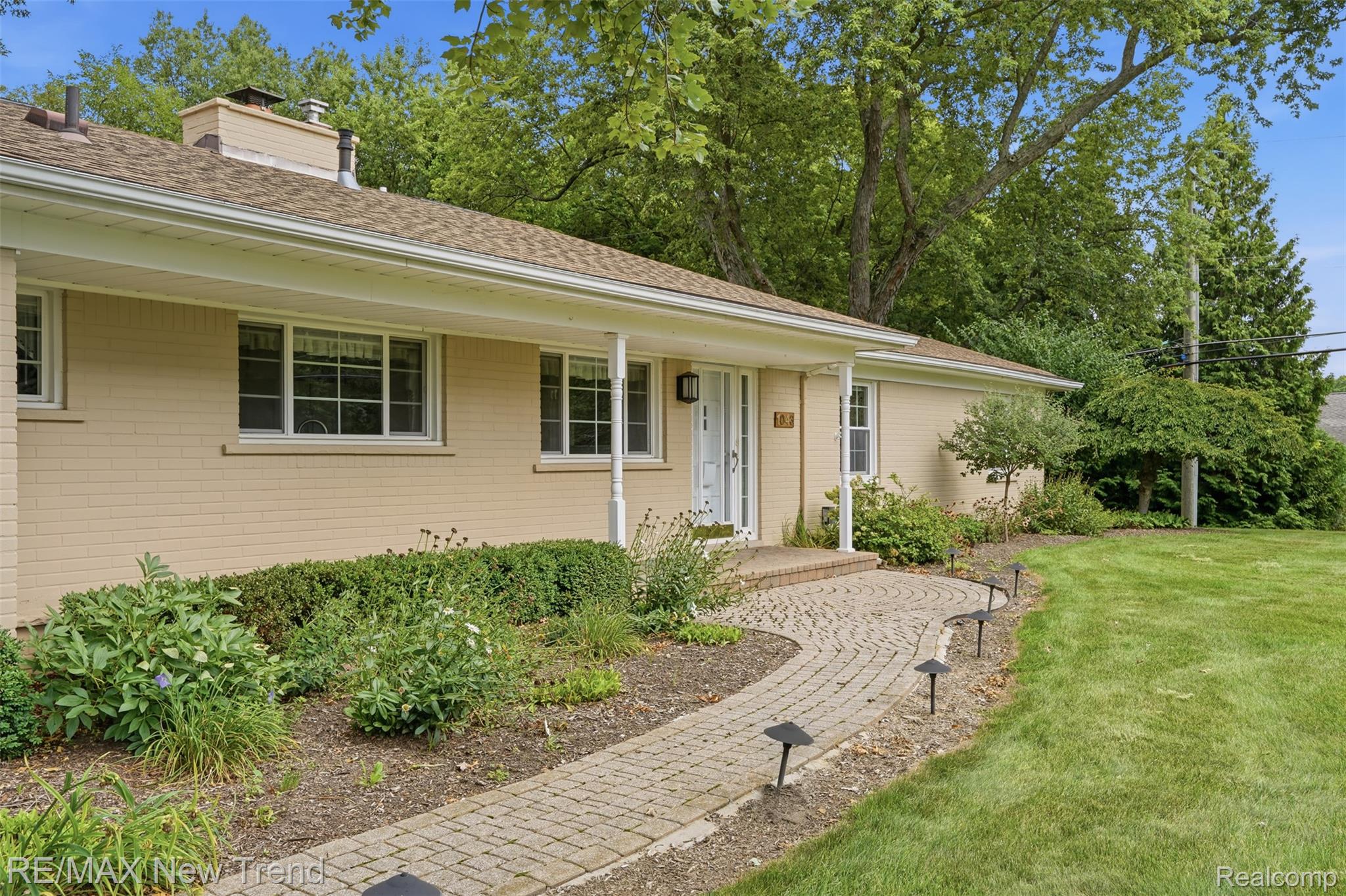 1043 Westview Road