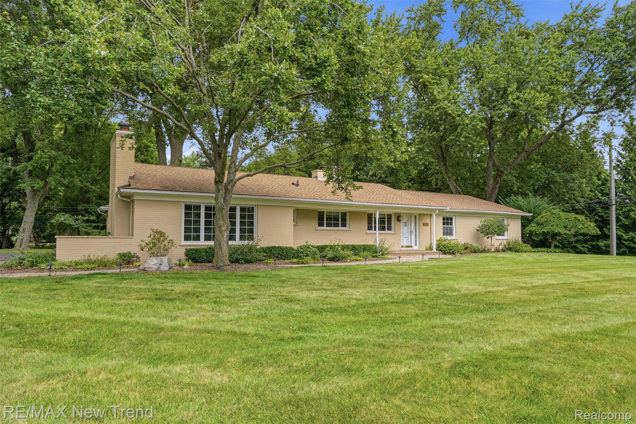 1043 Westview Road