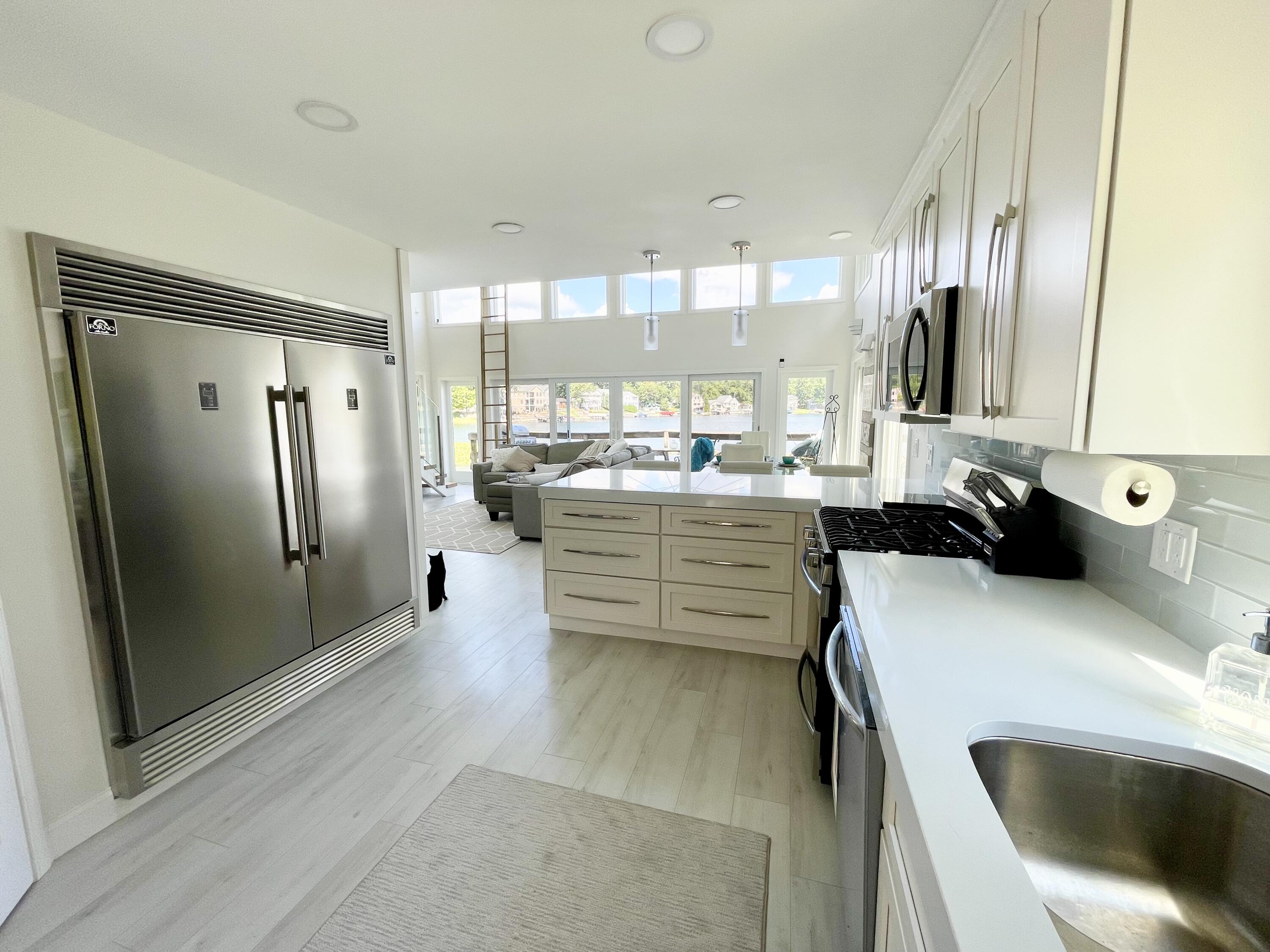 727 Treasure Island Drive