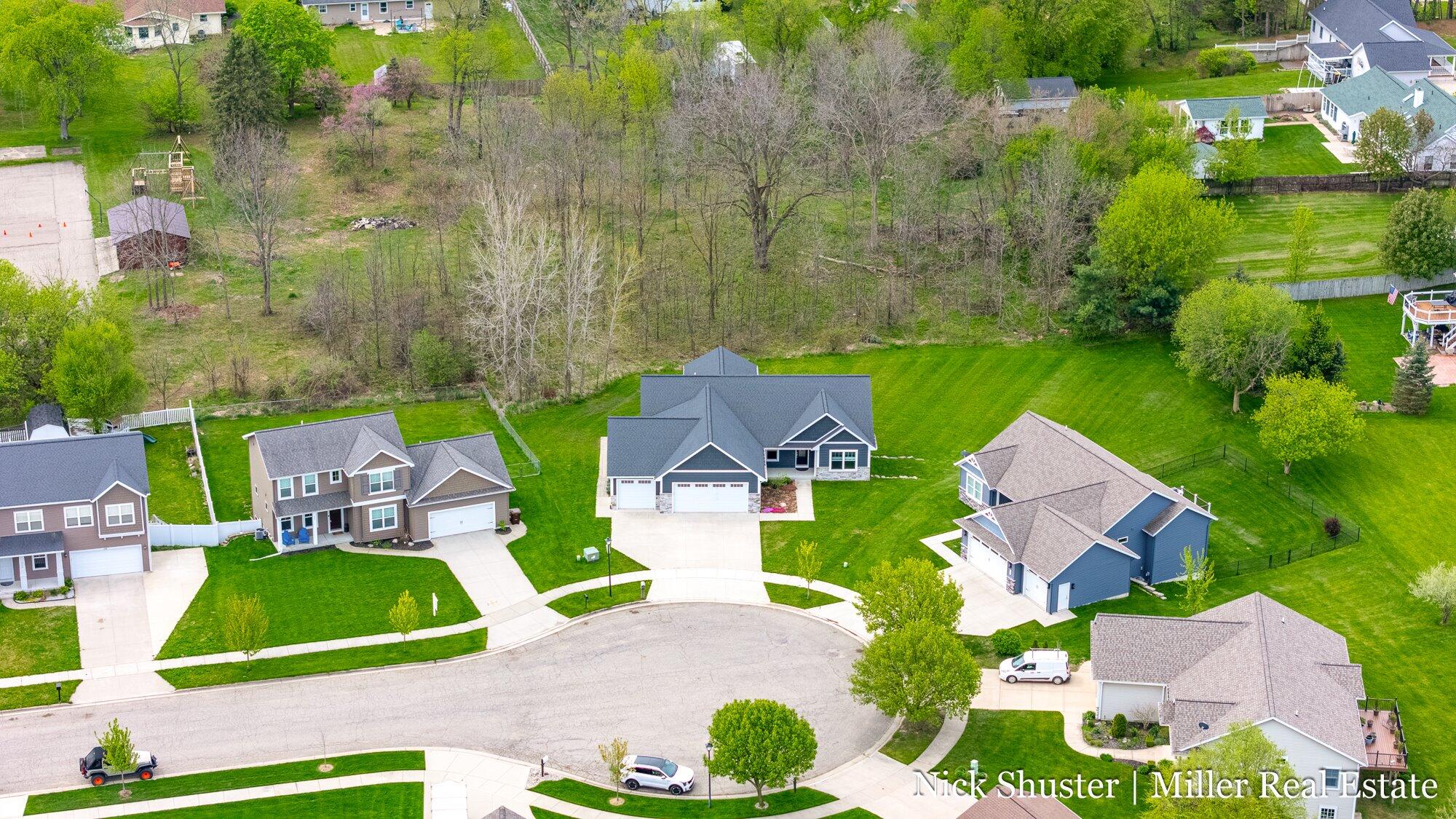 128 Thorn Hill Court