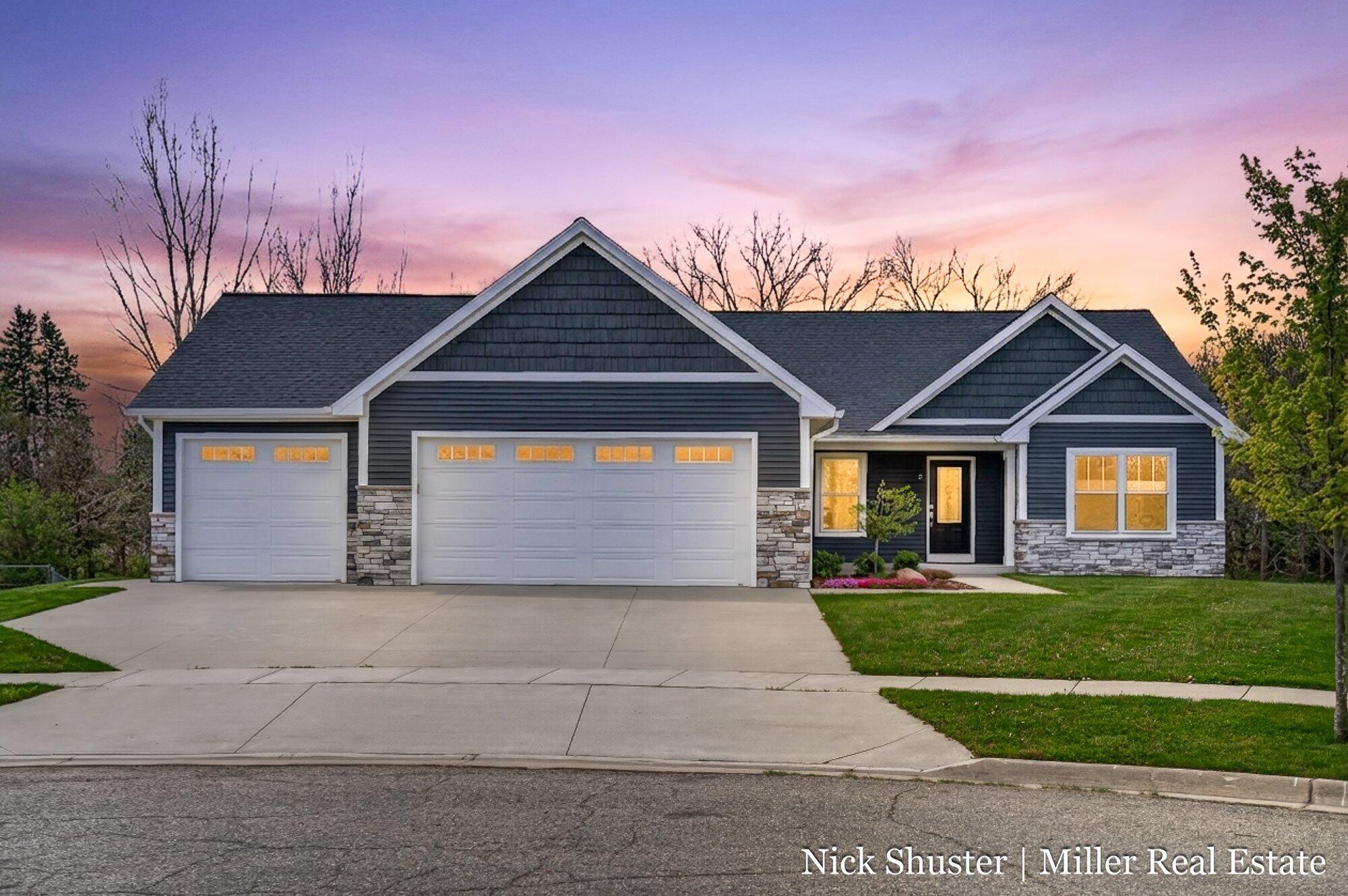 128 Thorn Hill Court