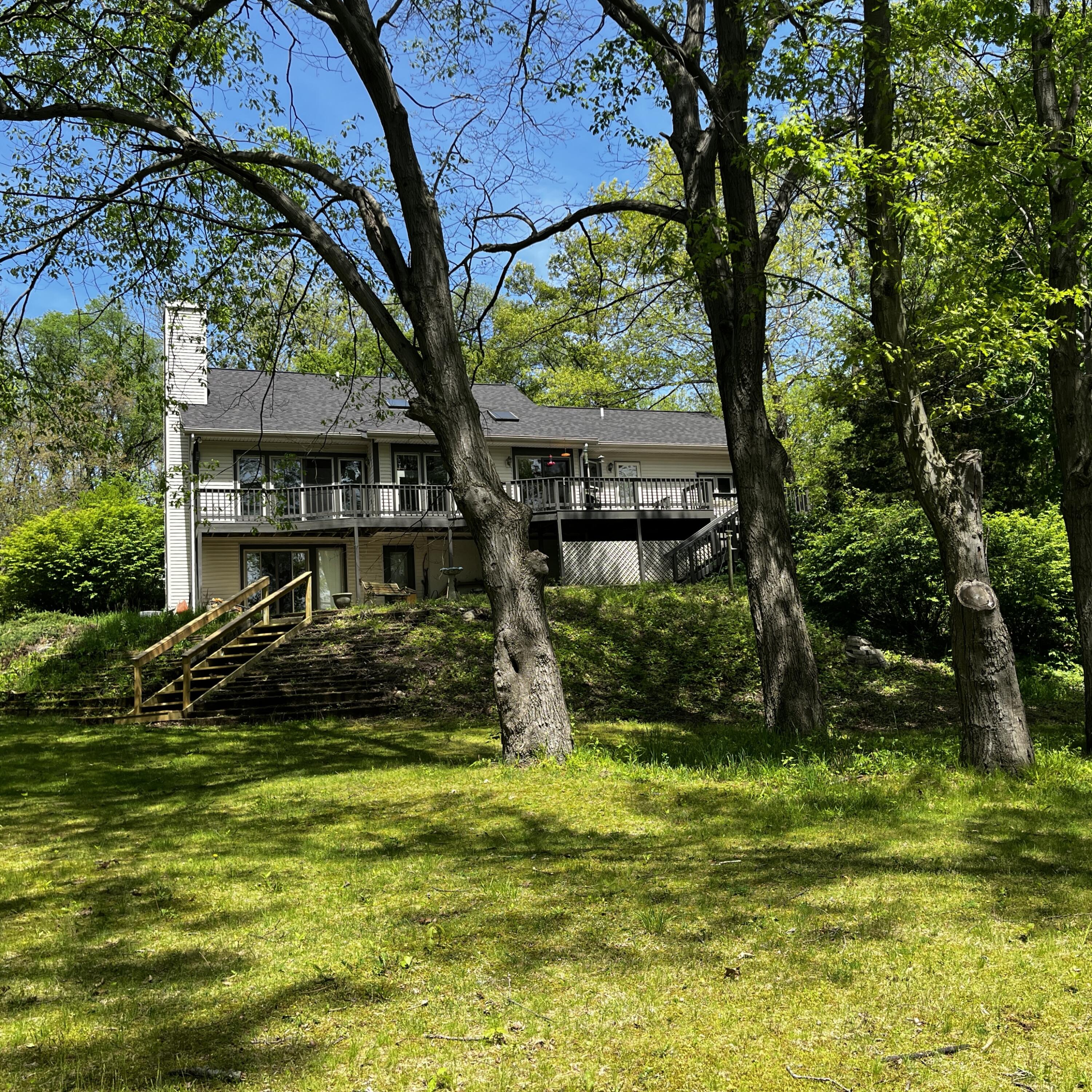 201 Scenic View Drive