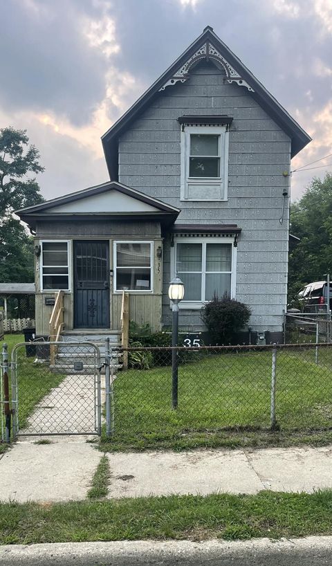 35 Hubbard Street Battle Creek City MI 49037