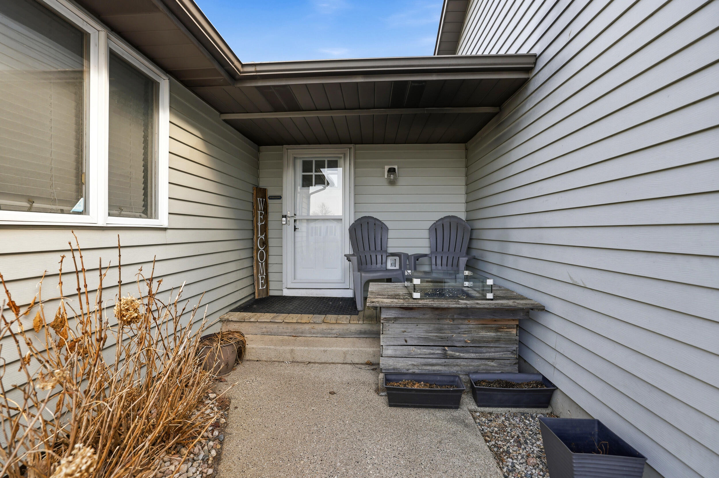 3867 Brookfield Drive