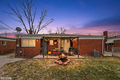 Tiny photo for 25034 Cunningham Avenue, Warren City, MI 48091 (MLS # 58050203264)