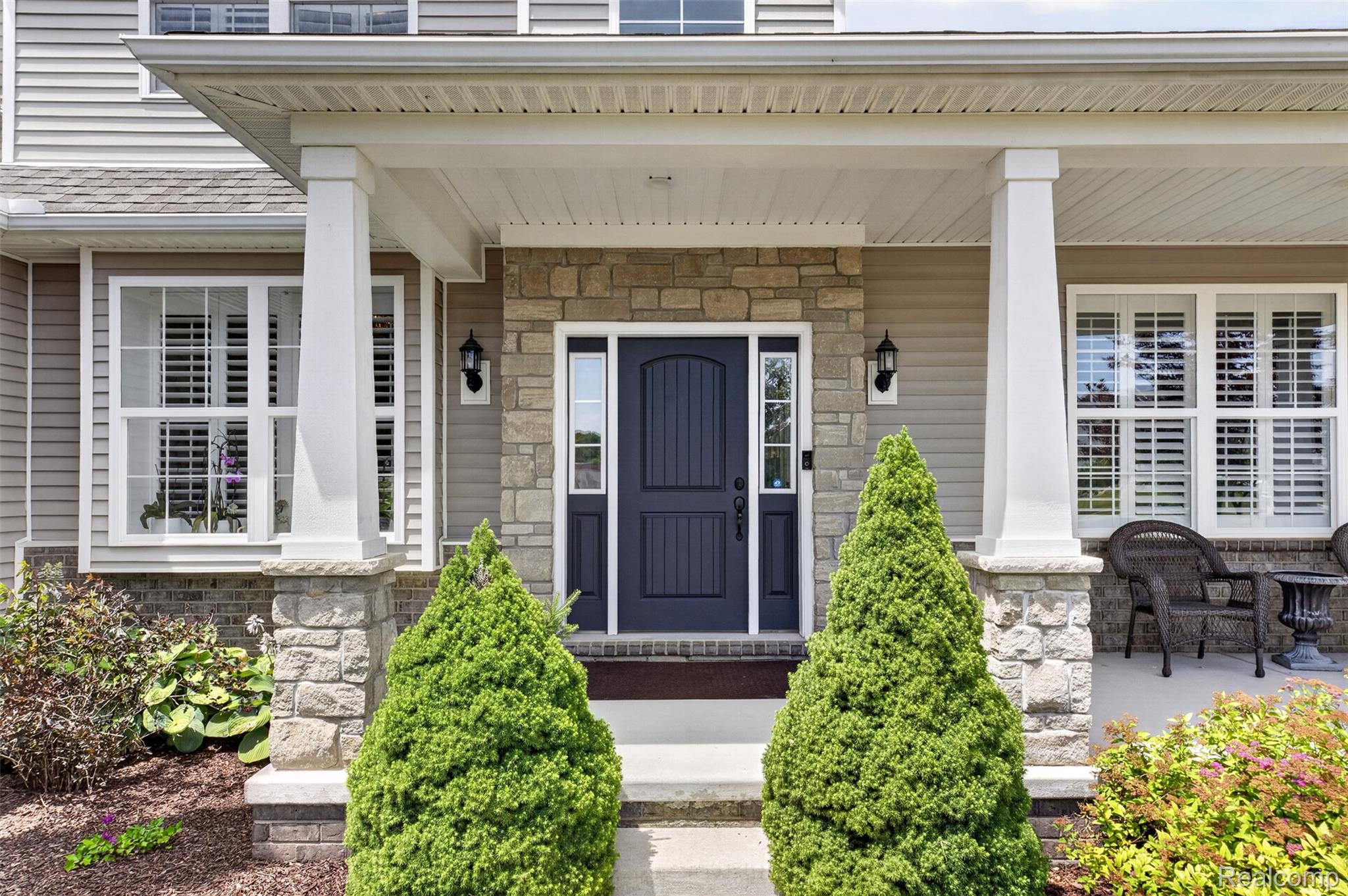 2531 Walnut View Drive