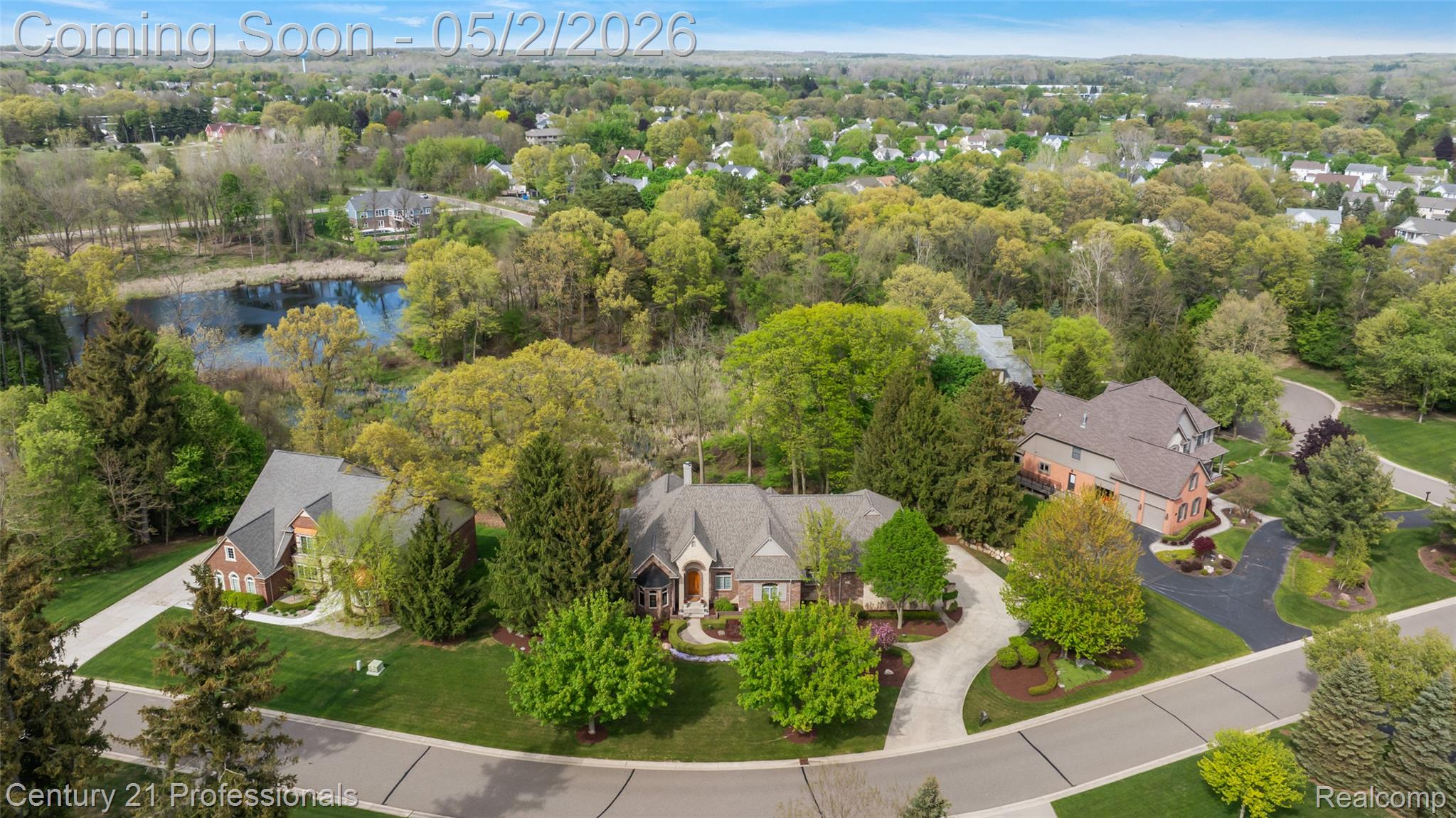 1181 Iroquois Trail
