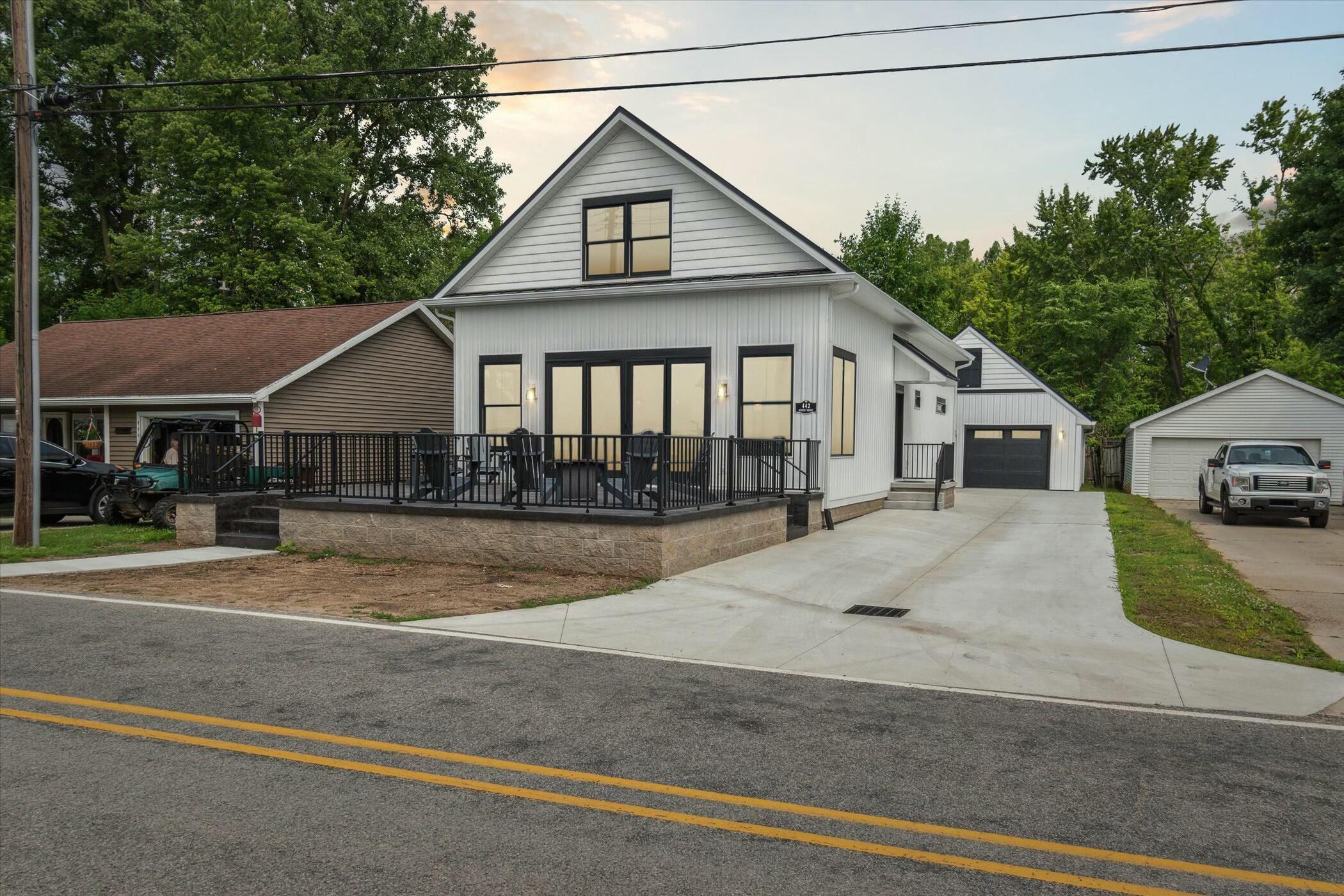 Listing image 1