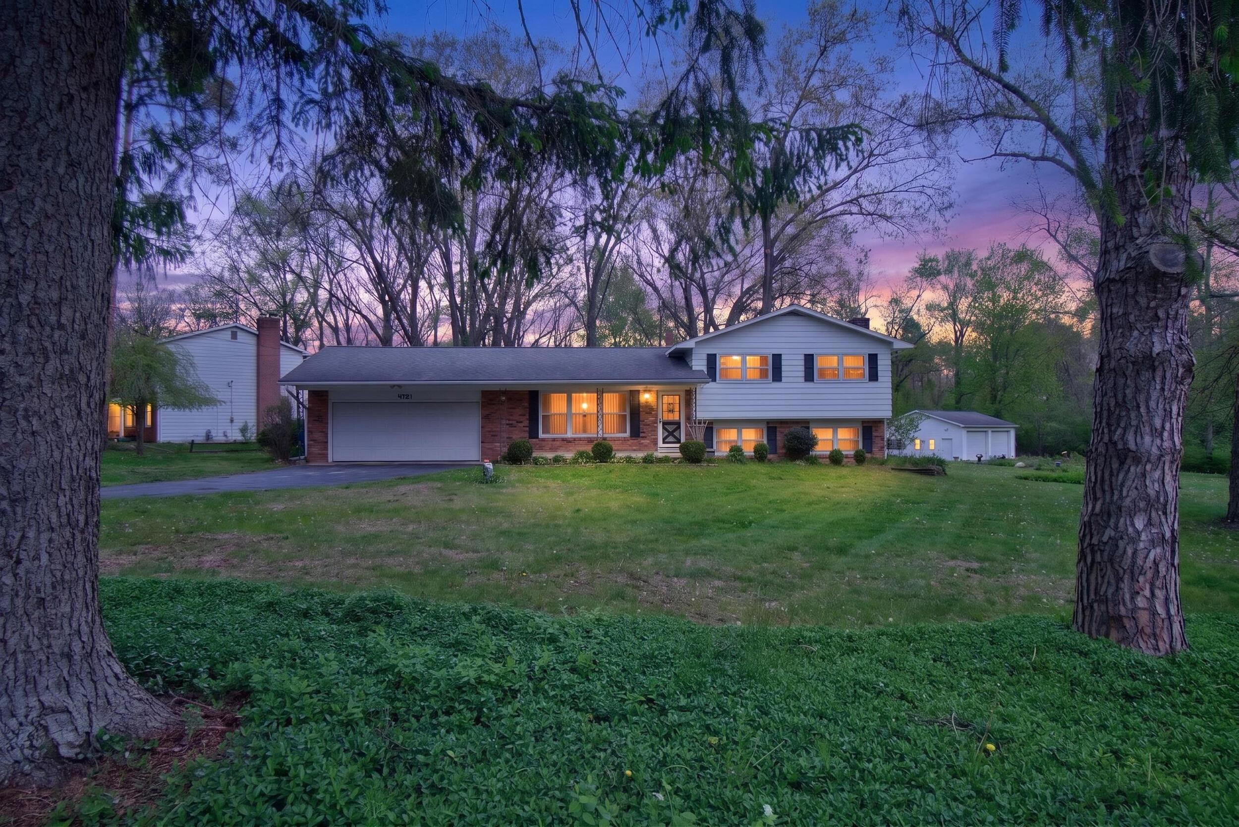 4721 Pin Oak Trail