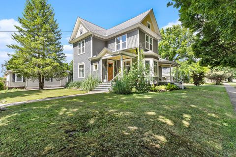 619 E Michigan Avenue Marshall City MI 49068