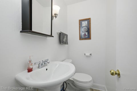 Tiny photo for 2336 Maple Road, Grand Blanc Charter Township, MI 48507 (MLS # 20261085269)