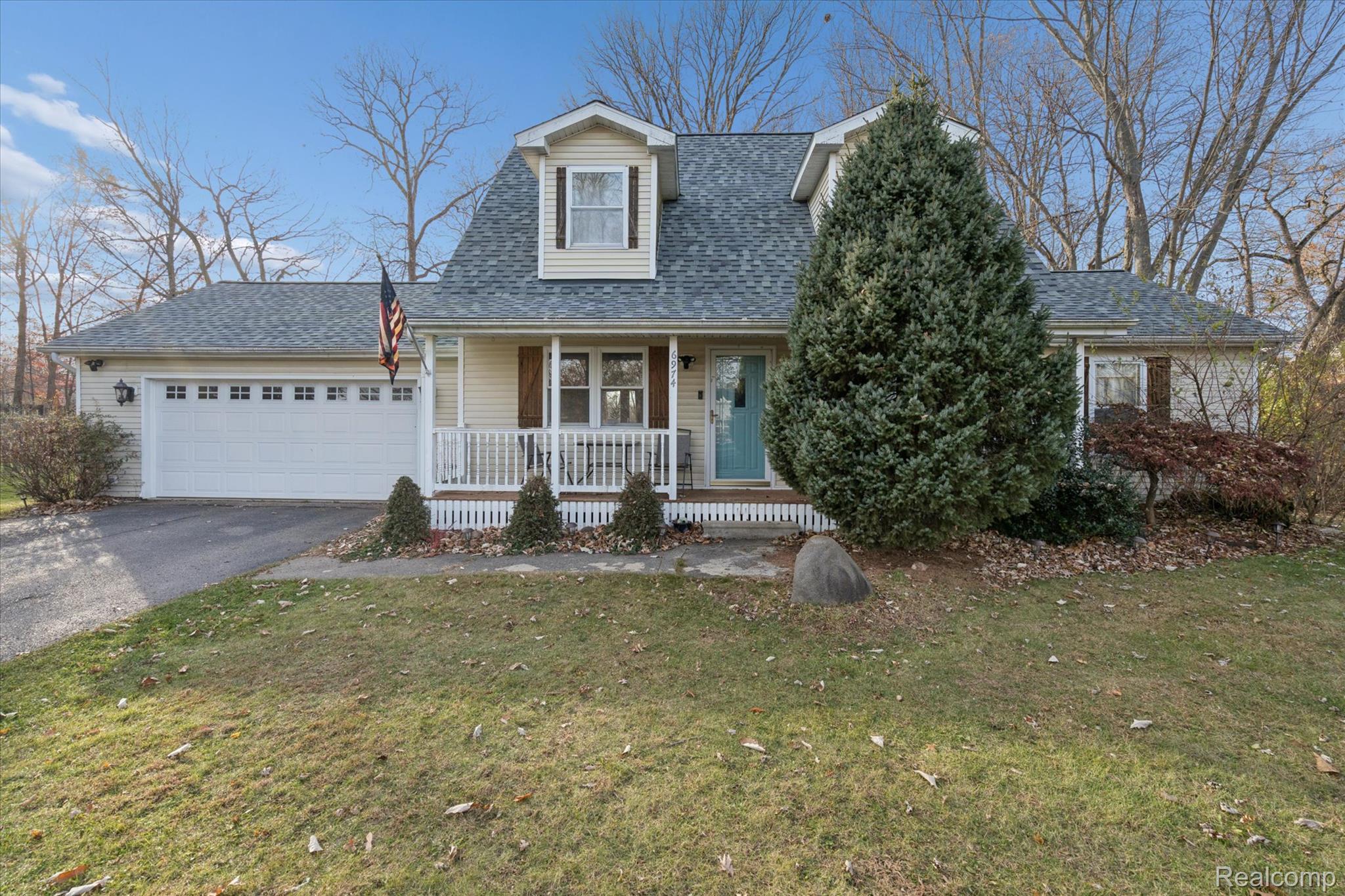 6974 Surrey Lane