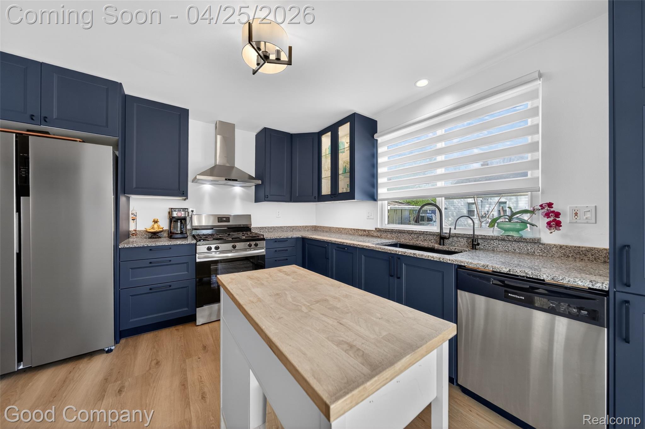 28457 Fairfax Street