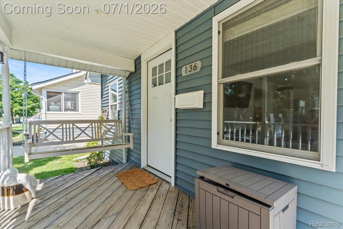 136 Mapledale Avenue