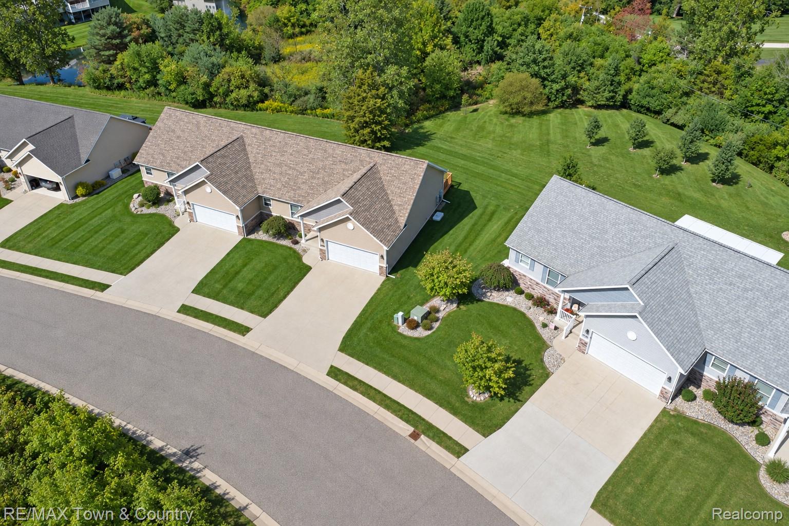 7070 Cambridge Drive 12