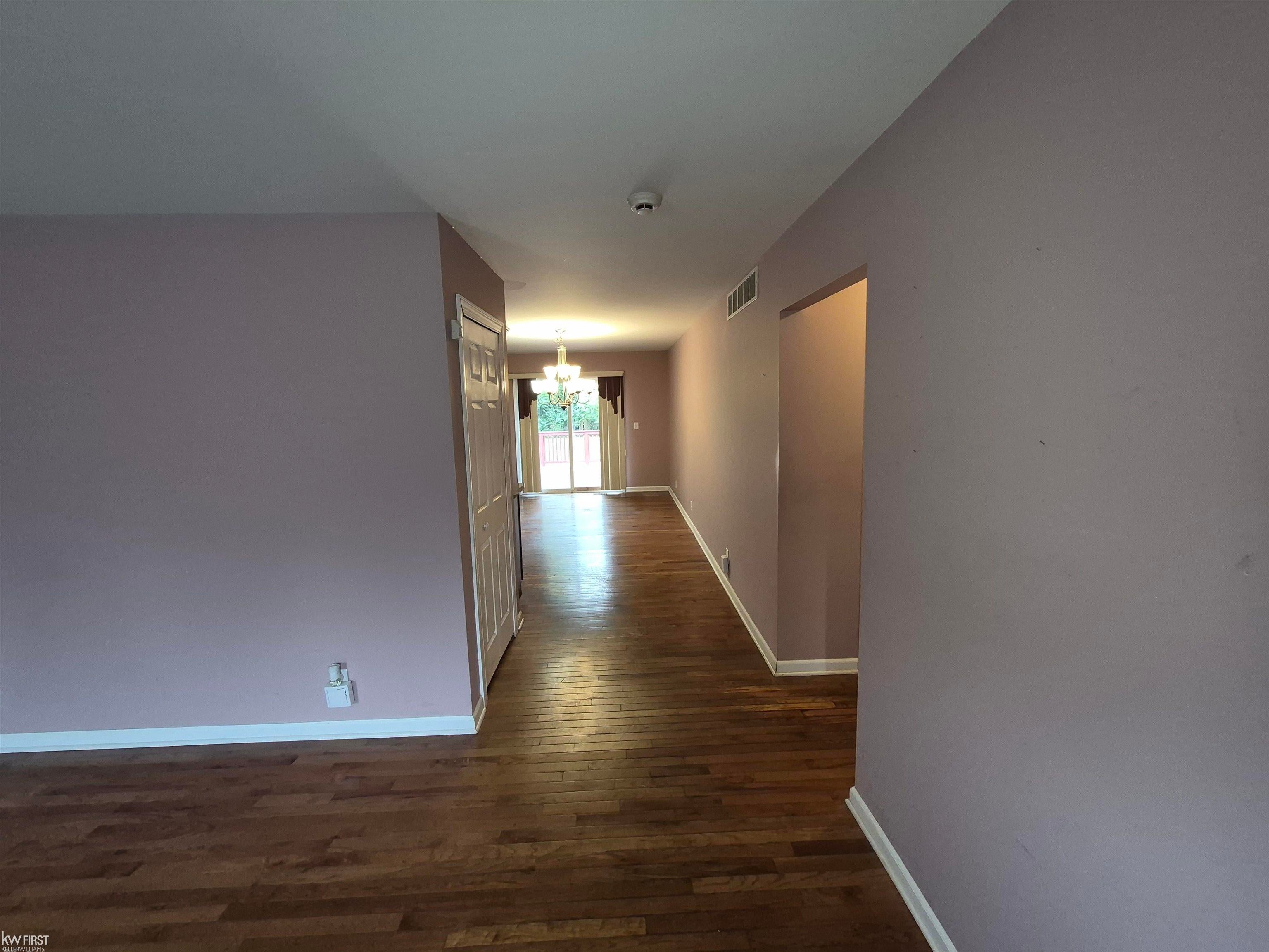 1282 Arrowhead Drive