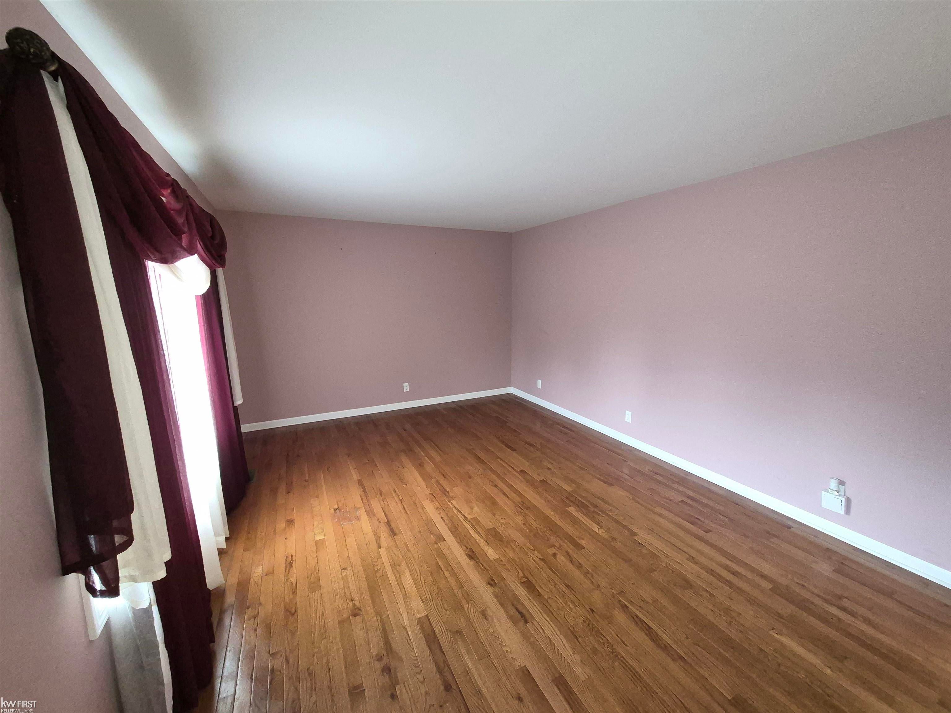 1282 Arrowhead Drive