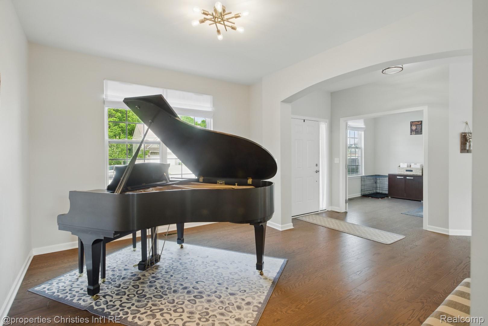 4155 Montith