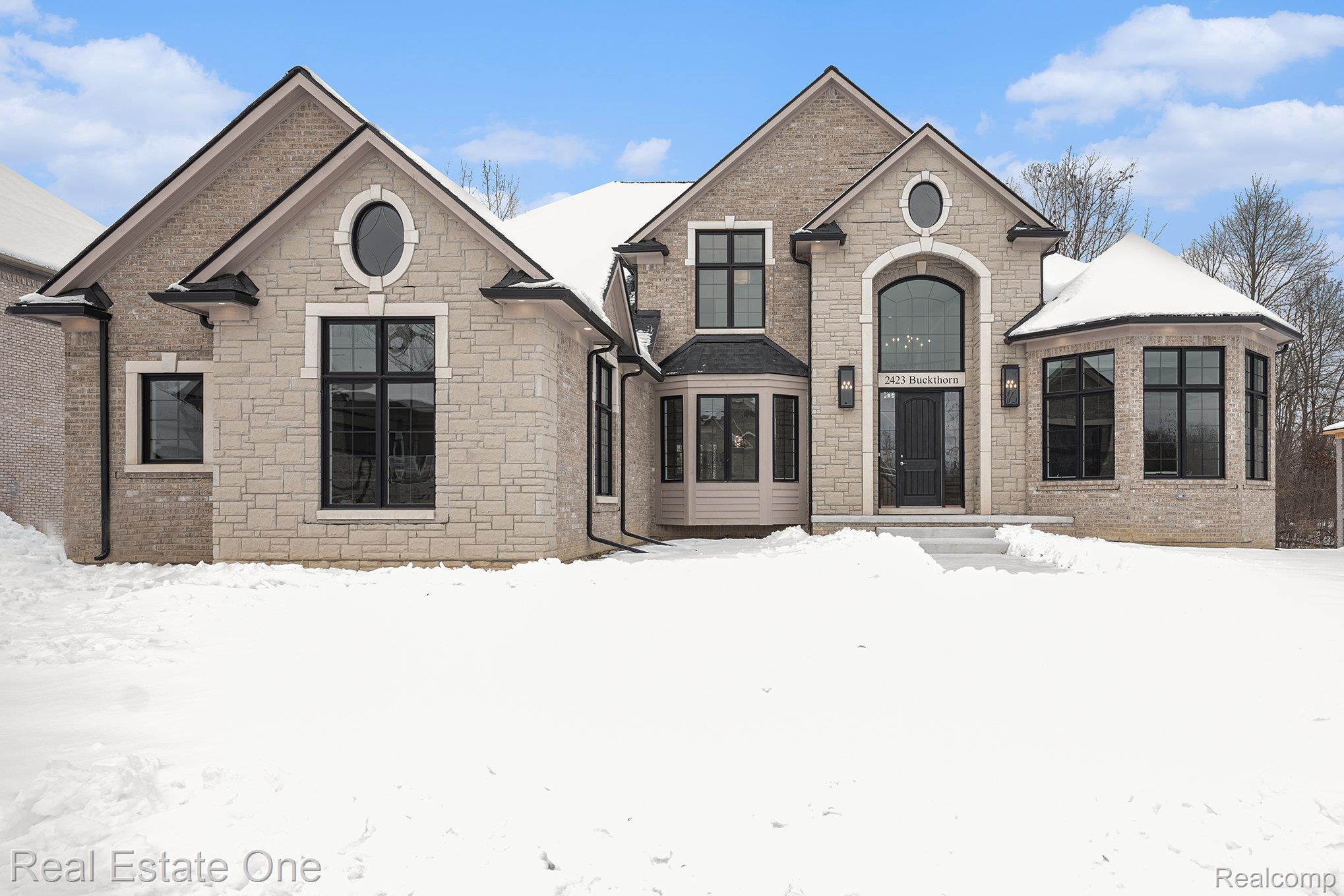 2423 BUCKTHORN Drive