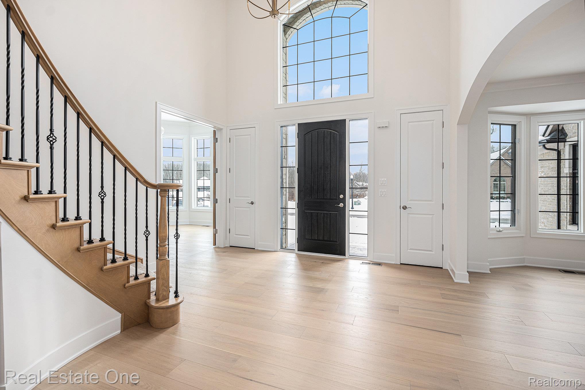 2423 BUCKTHORN Drive