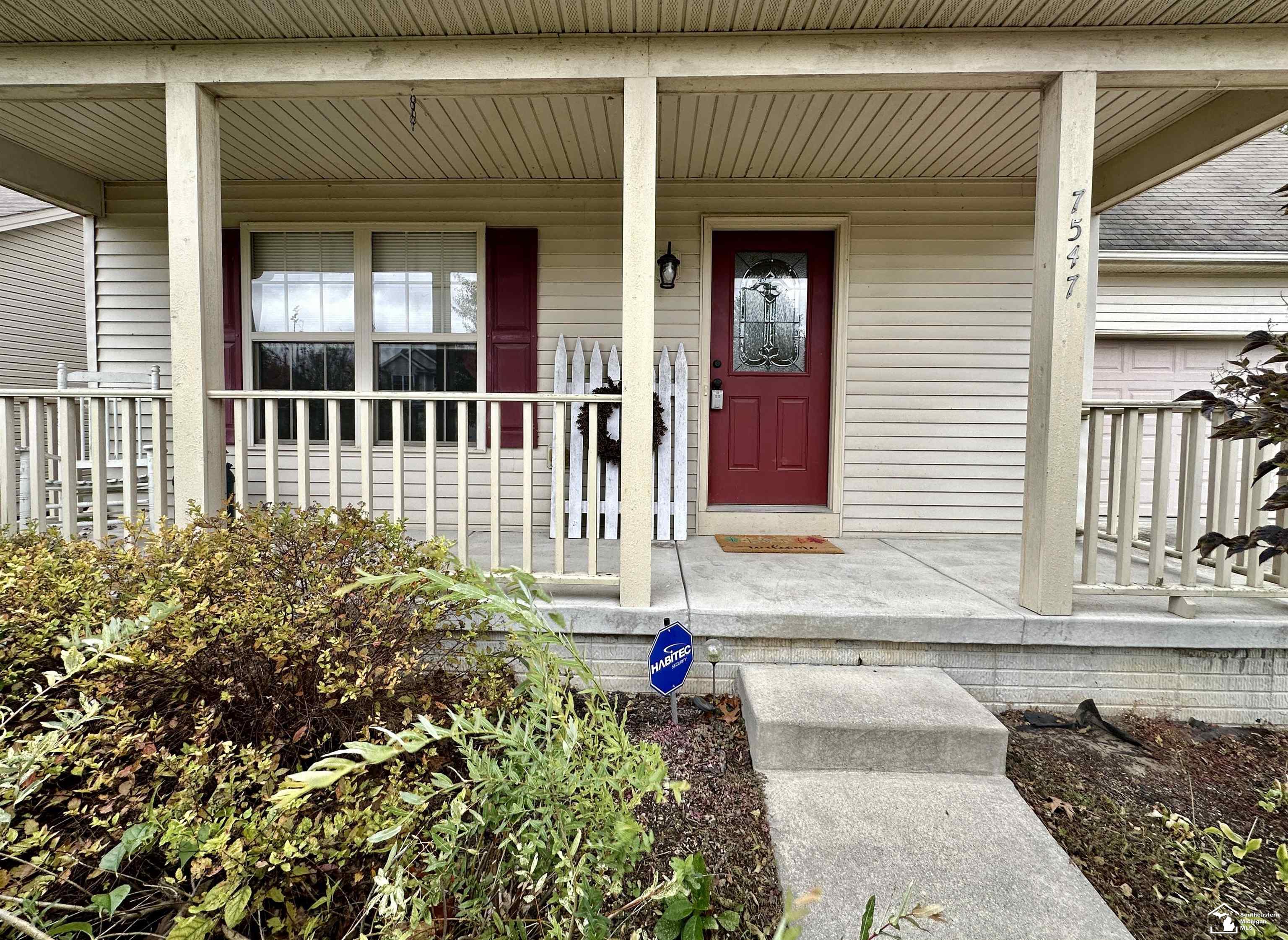 7547 Willow Pointe Drive