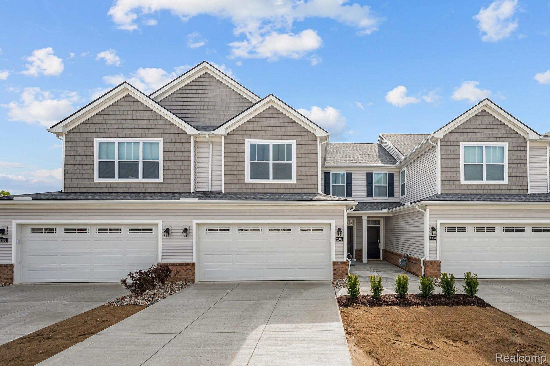 2302 MILL Lane