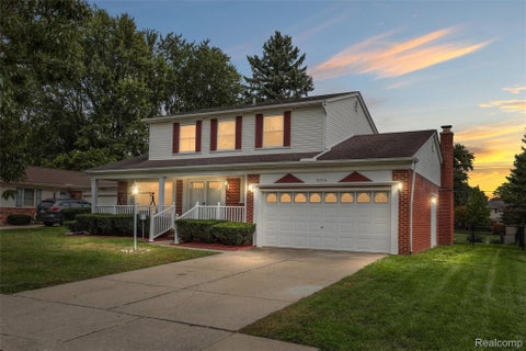 Photo for 16316 Golfview Street