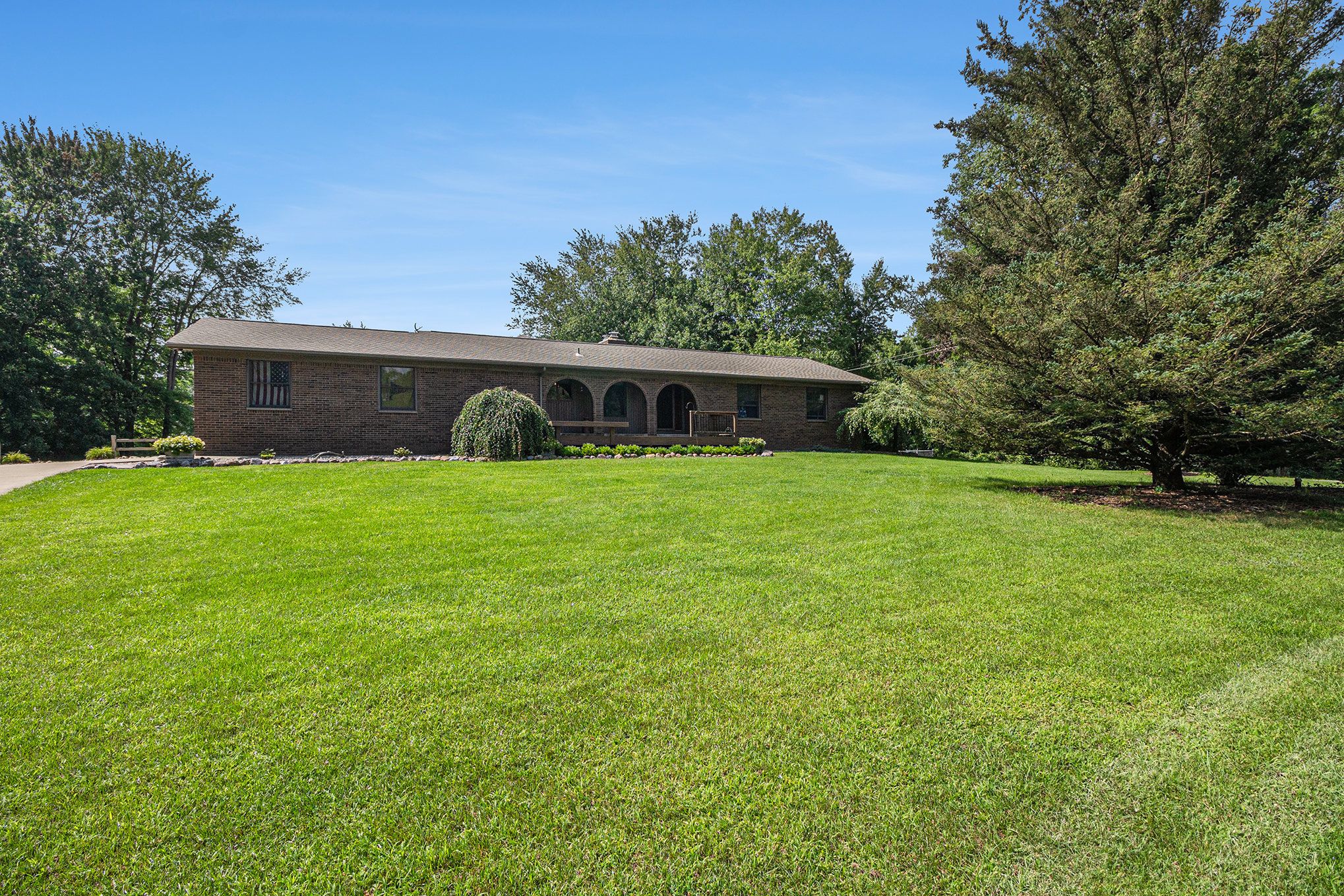 10133 W ALLEN Road