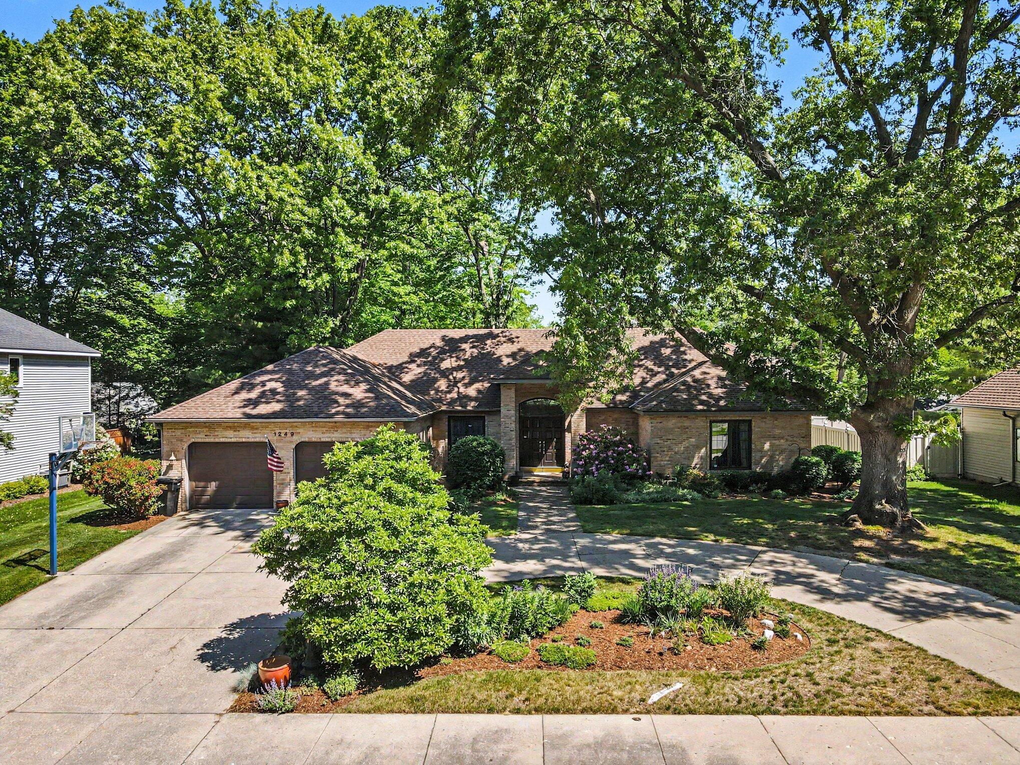 1249 Heather Court