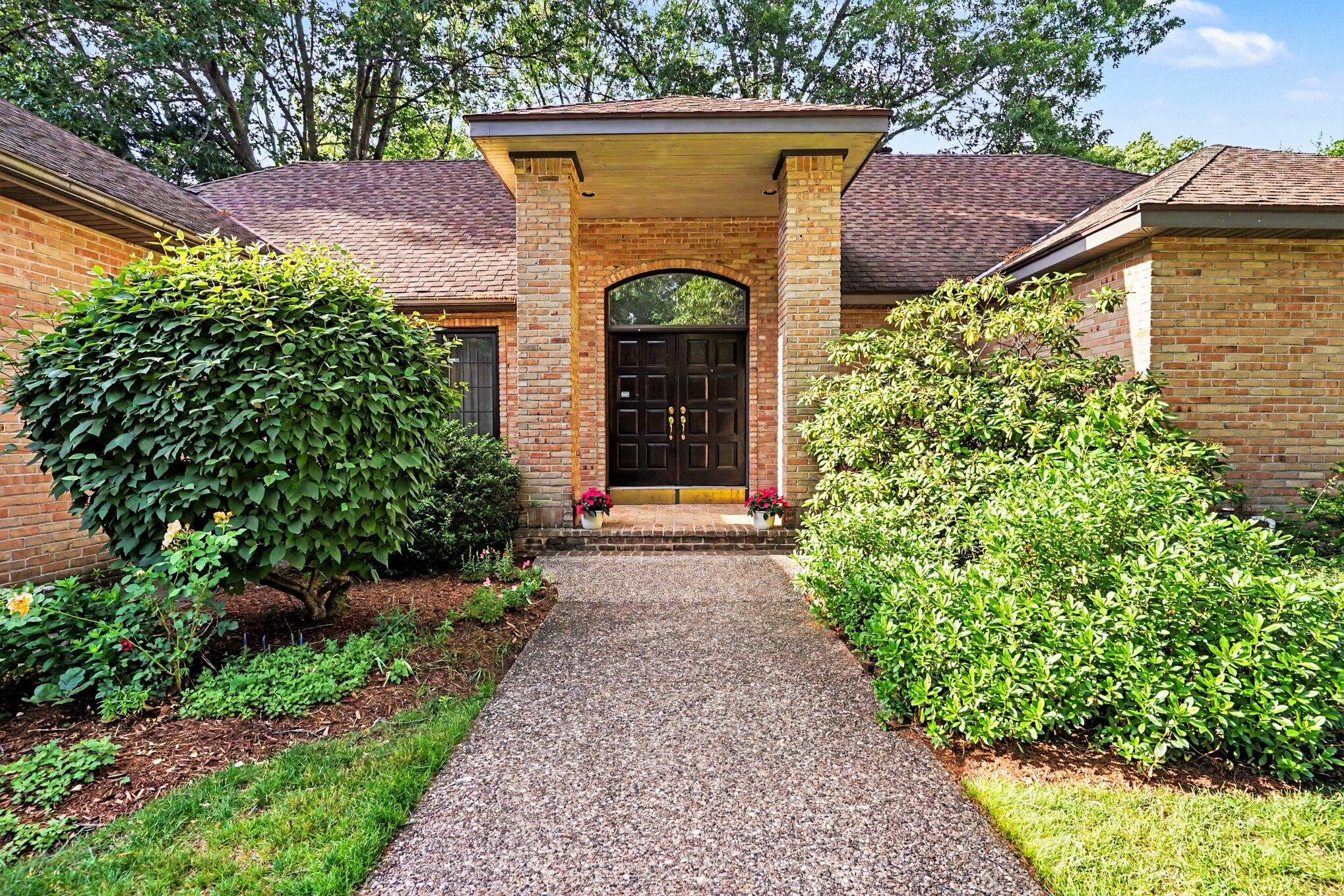 1249 Heather Court
