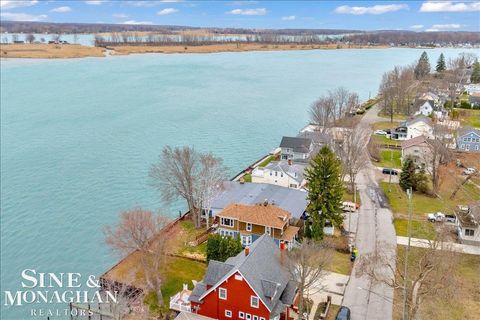 Tiny photo for 142 St Clair River Dr, Algonac City, MI 48001 (MLS # 58050203254)