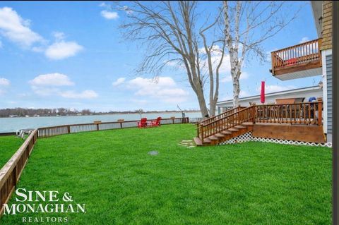 Tiny photo for 142 St Clair River Dr, Algonac City, MI 48001 (MLS # 58050203254)