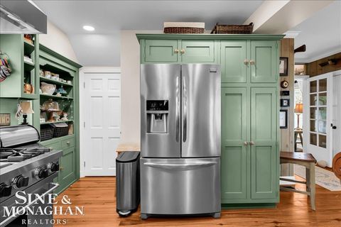 Tiny photo for 142 St Clair River Dr, Algonac City, MI 48001 (MLS # 58050203254)