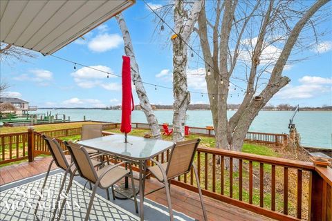 Tiny photo for 142 St Clair River Dr, Algonac City, MI 48001 (MLS # 58050203254)