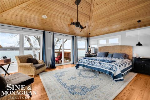 Tiny photo for 142 St Clair River Dr, Algonac City, MI 48001 (MLS # 58050203254)