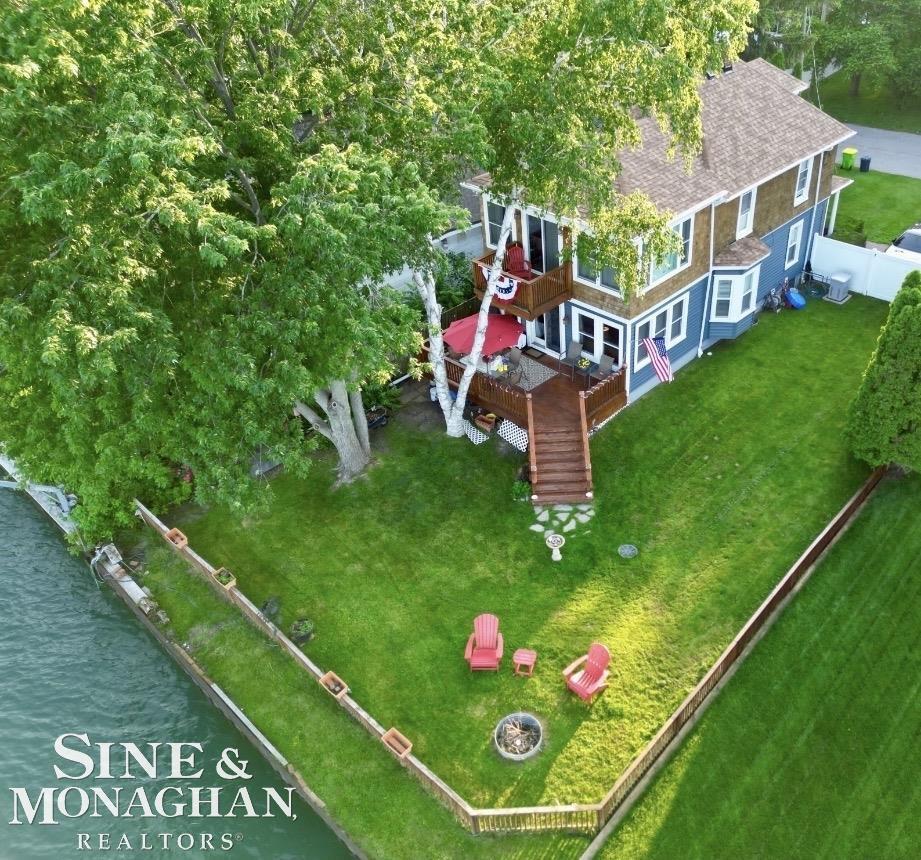 142 St Clair River Dr Drive