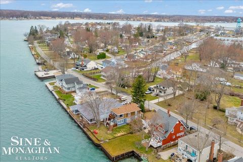 Tiny photo for 142 St Clair River Dr, Algonac City, MI 48001 (MLS # 58050203254)