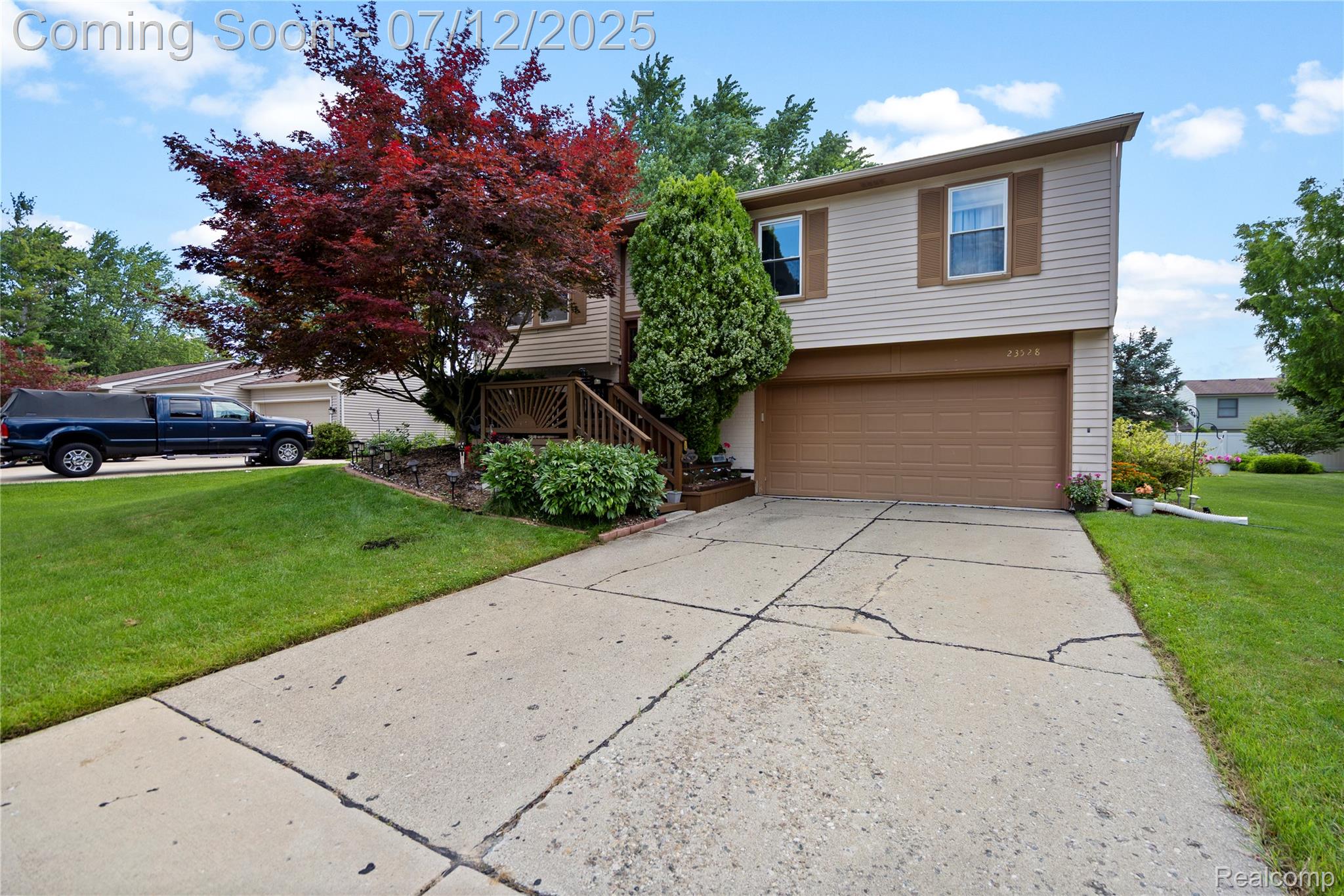 23528 Londonderry