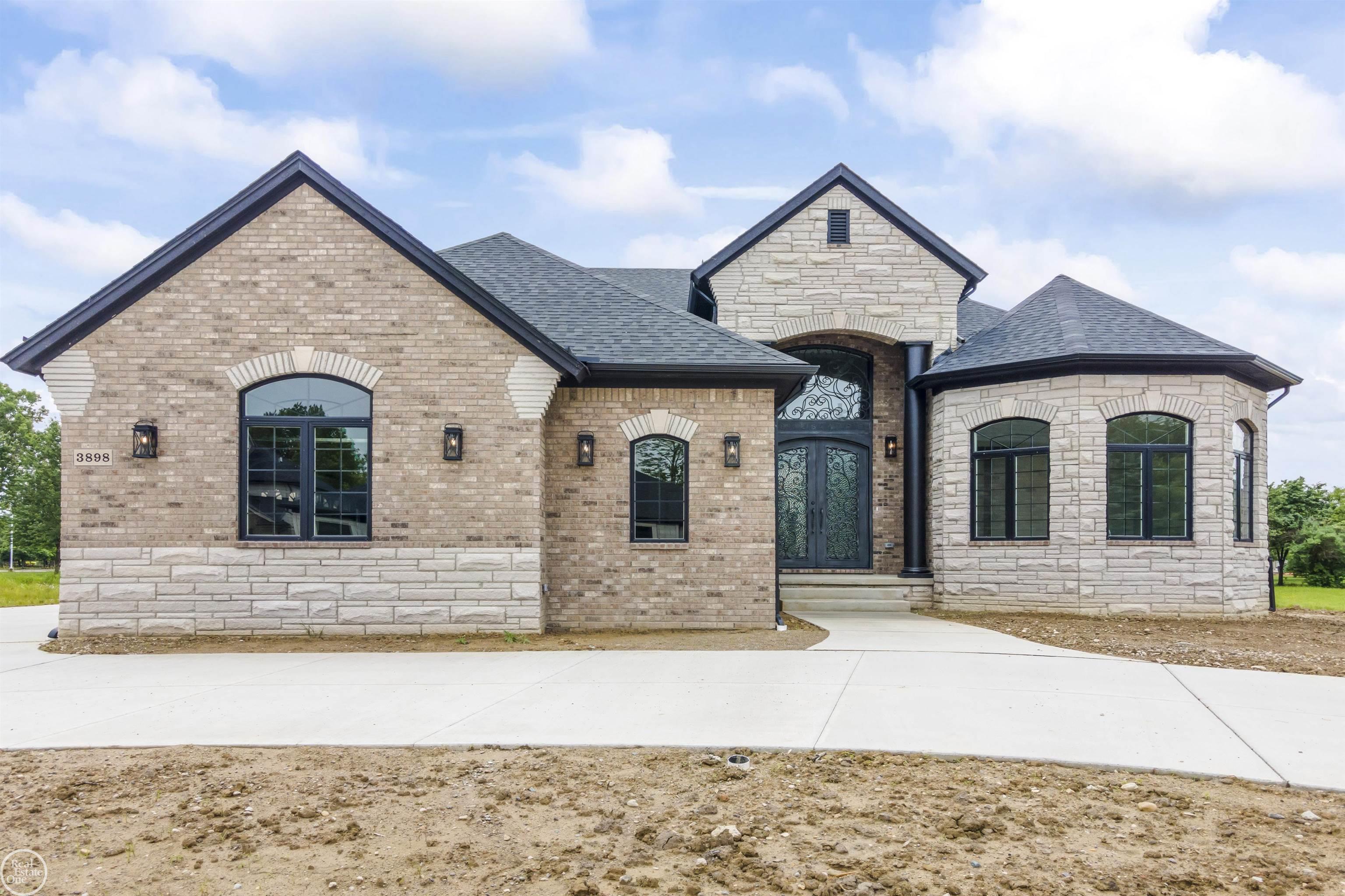 51581 Forster Lane