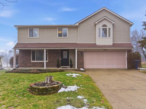2923 Ravenglass Road Waterford Charter Township MI 48329