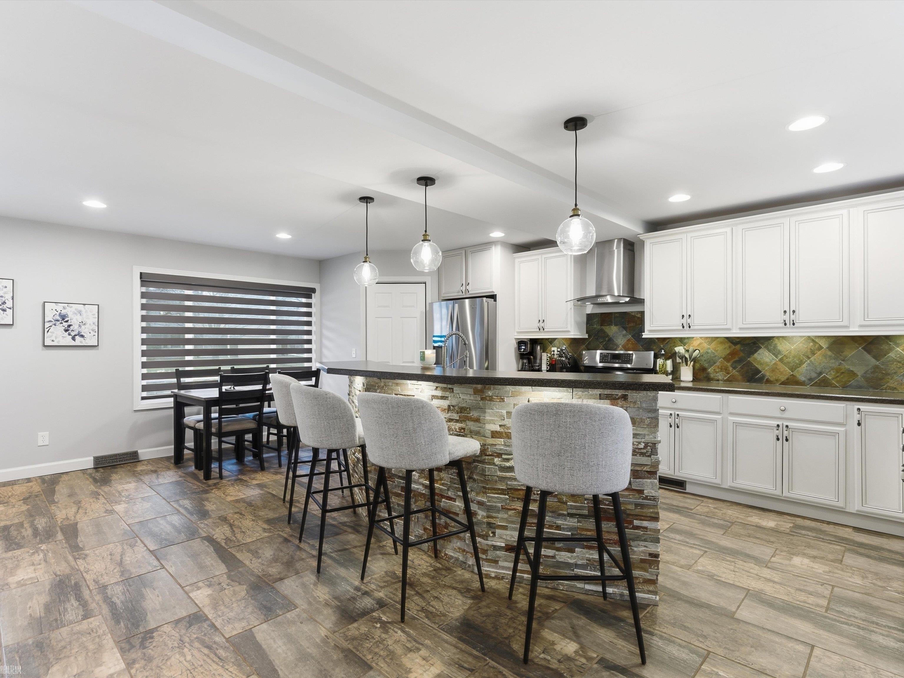 2923 Ravenglass Road