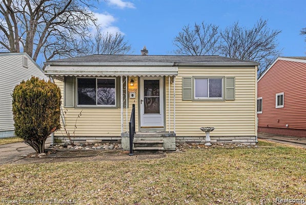 26400 COUZENS AVE, MADISON HEIGHTS, MI 48071 - Image ca07c4ae58fbce3c5a2e6131b4d0601b/817687192