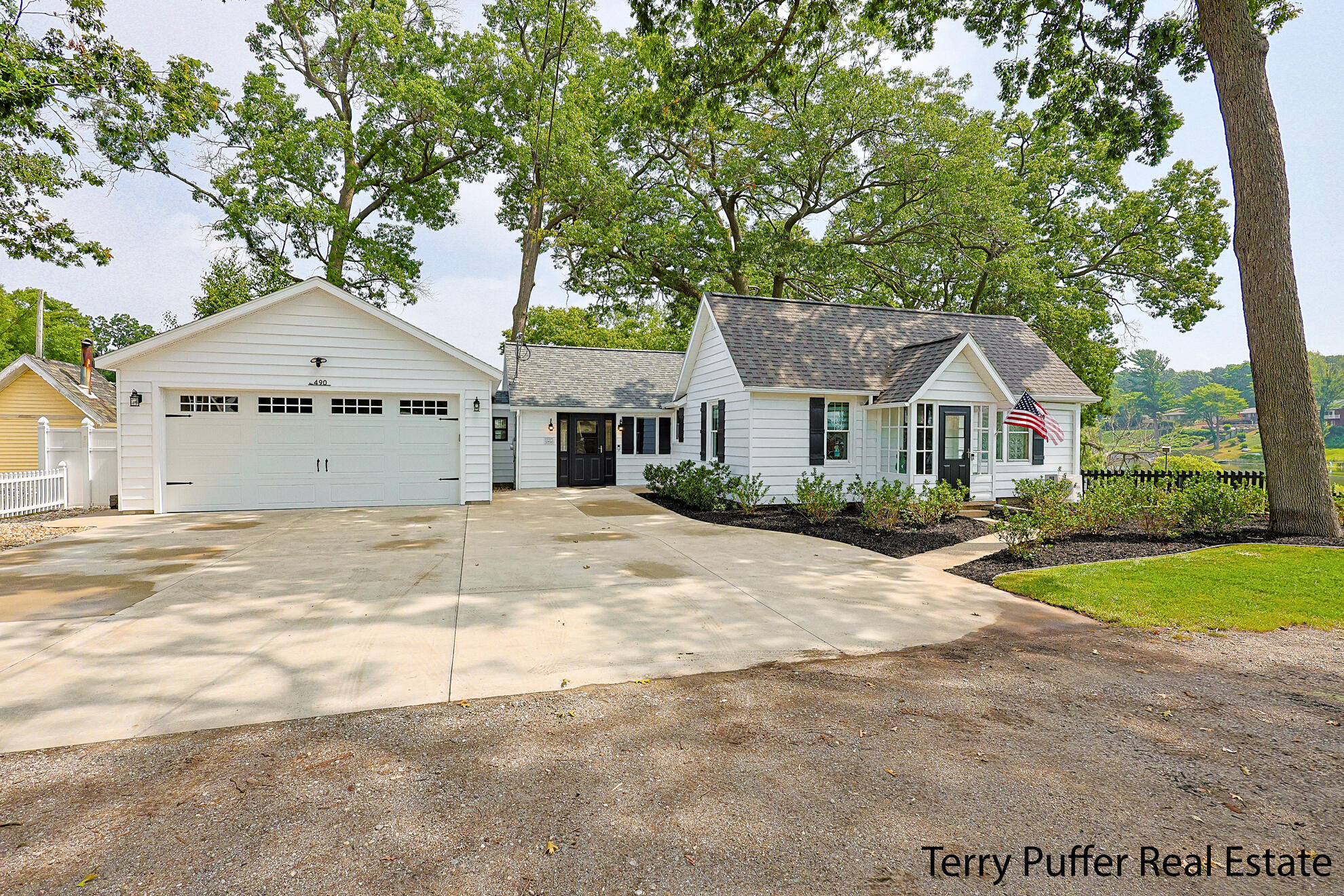 490 S Bear Lake Road
