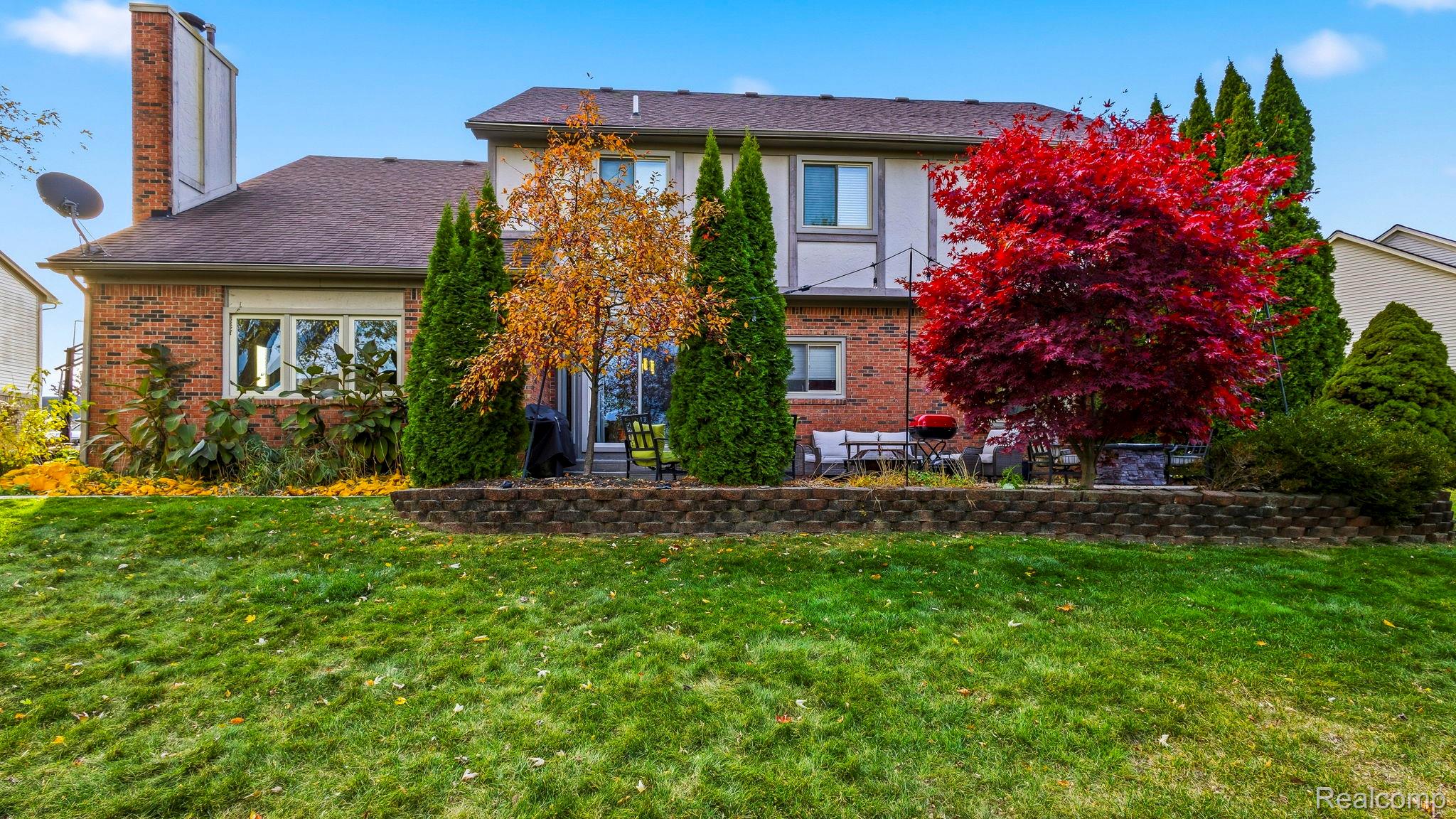 18546 Glastonbury Drive