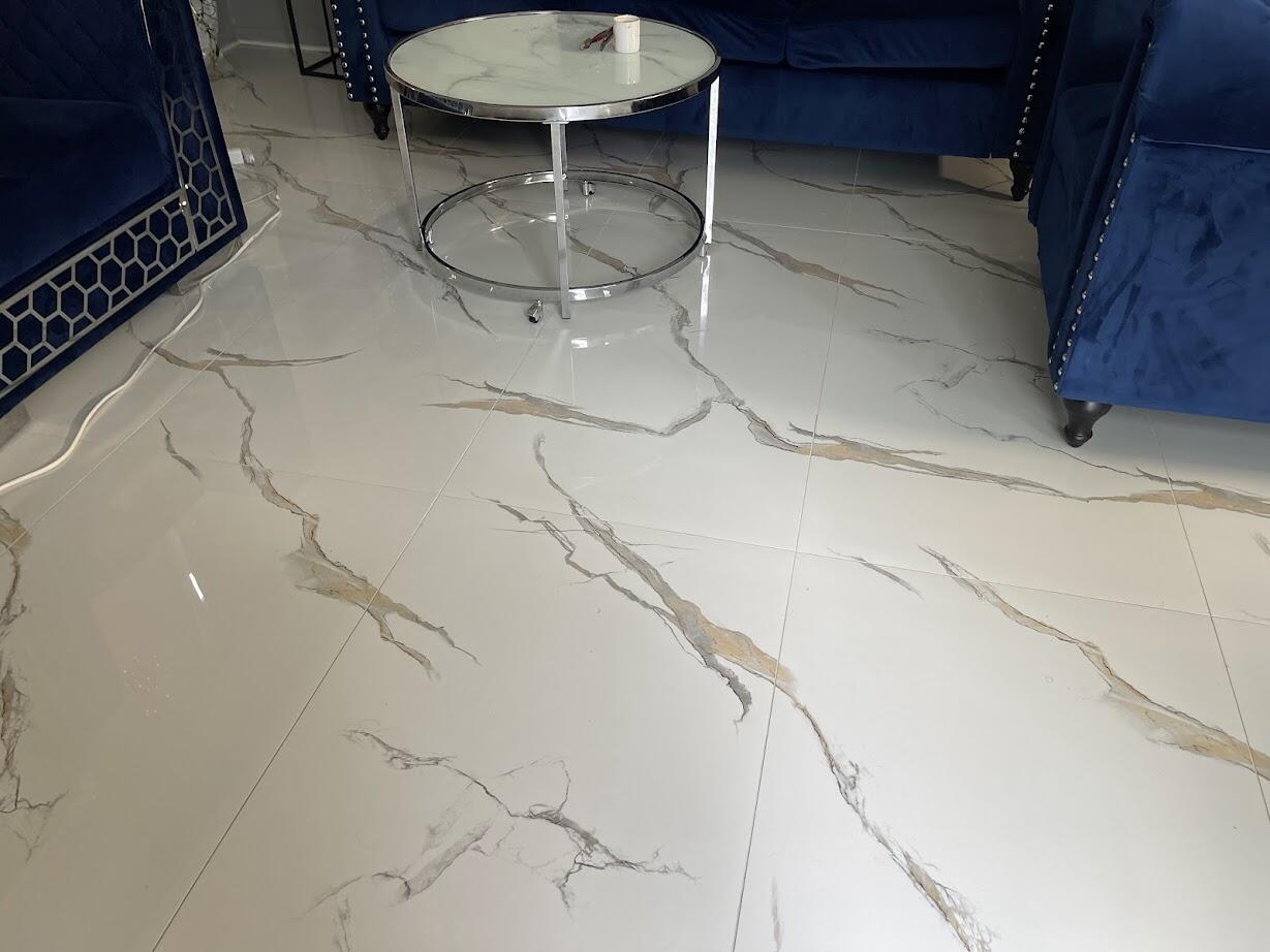 7826 Stahelin Avenue