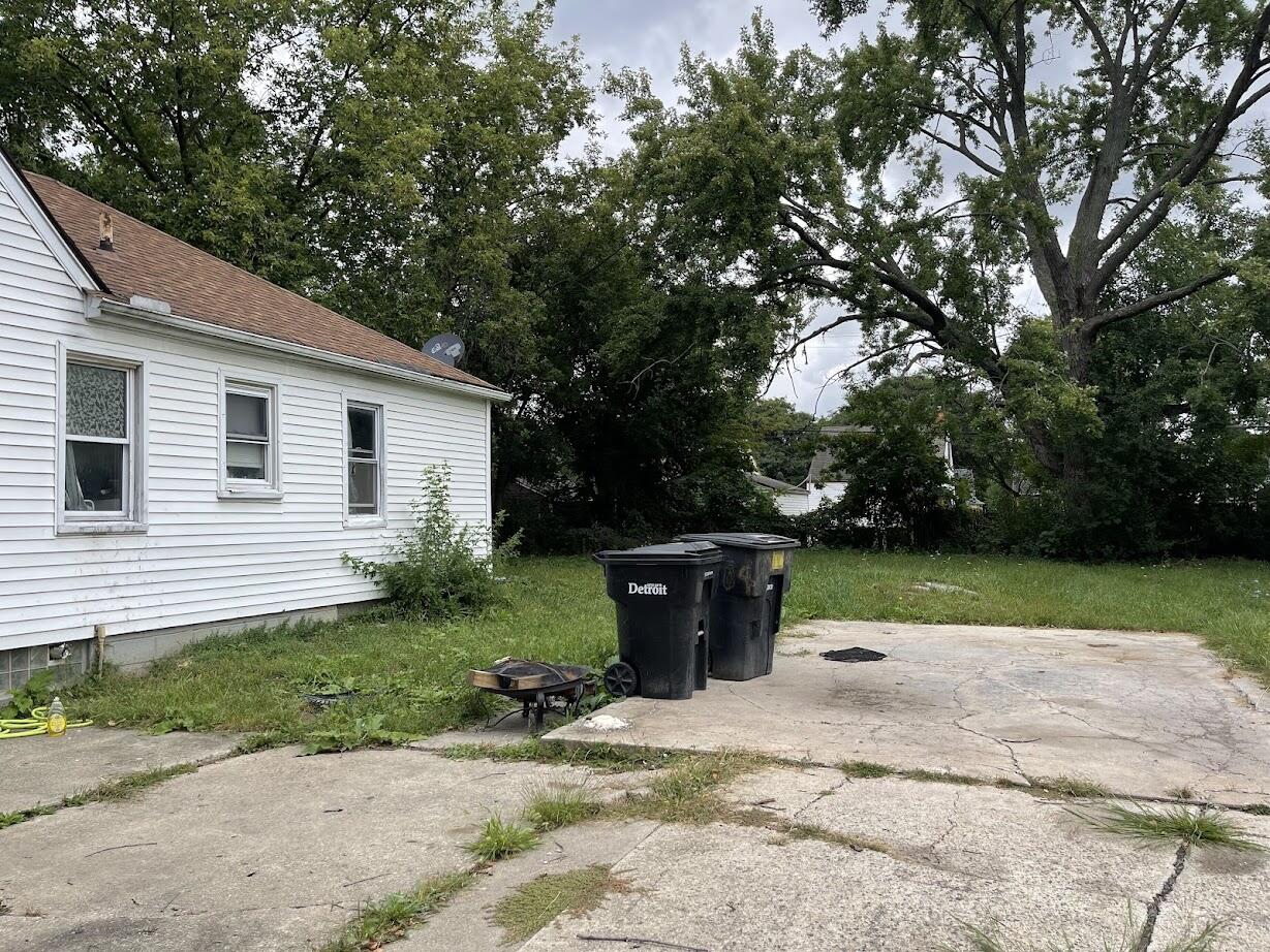 7826 Stahelin Avenue