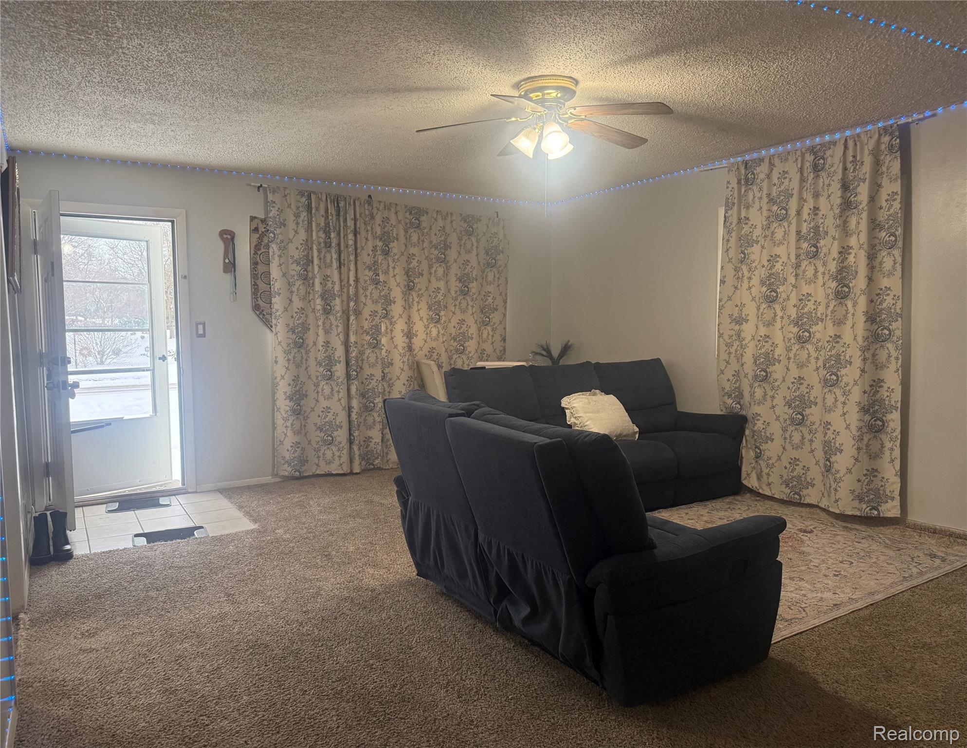 6475 N Highland Street